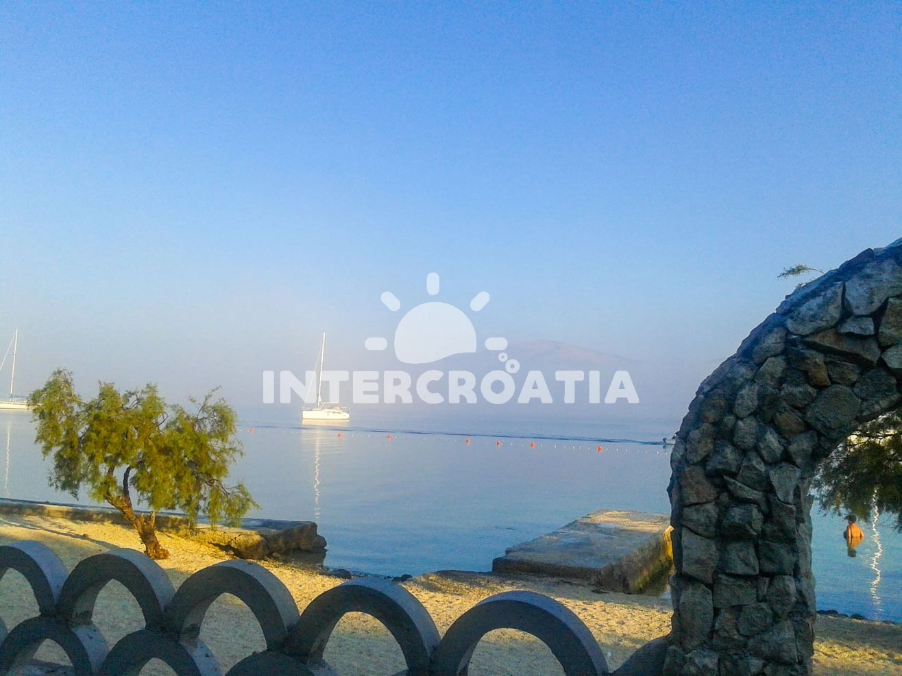 Apartmán Střední Dalmácie - Okrug Gornji DA 17274 N1