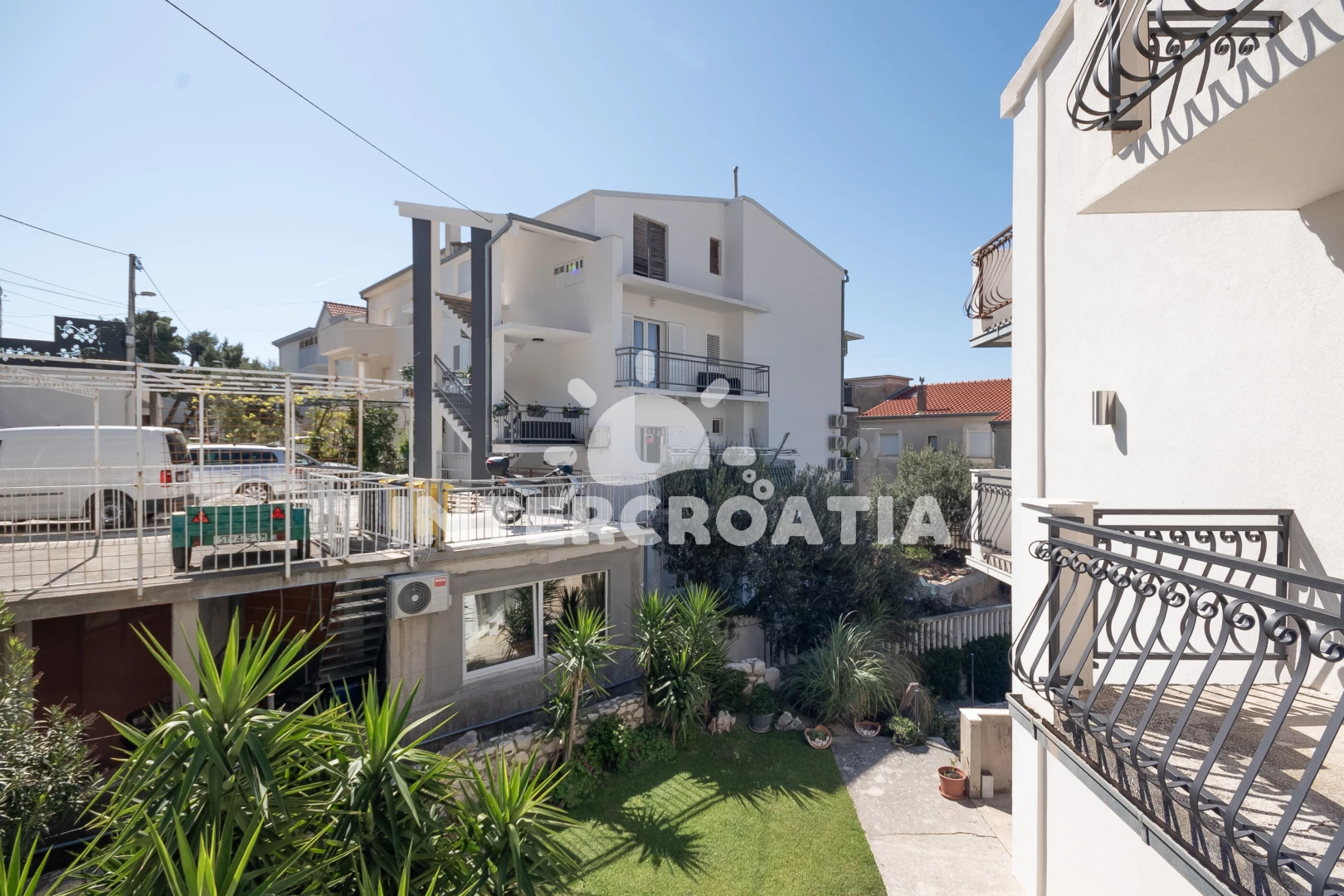 Apartmán Střední Dalmácie - Dugi Rat DA 17276 N1