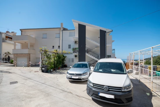 Apartmán Střední Dalmácie - Dugi Rat DA 17276 N1