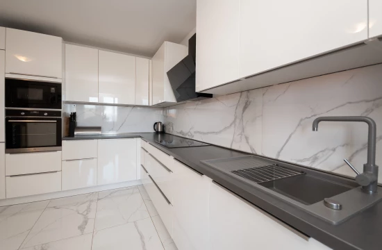 Apartmán Střední Dalmácie - Dugi Rat DA 17276 N1