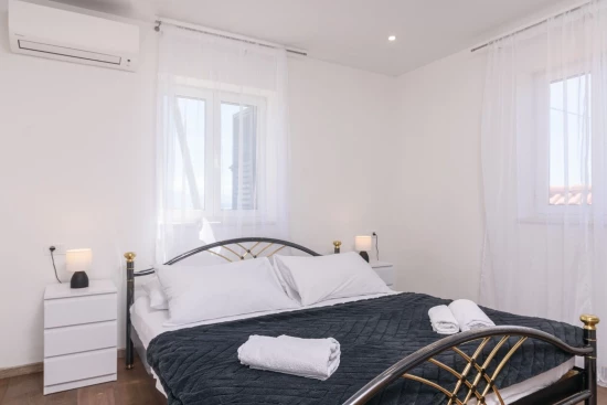 Apartmán Střední Dalmácie - Seget Donji DA 17279 N2