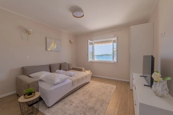 Domek Ostrov Murter - Tisno OS 12213 N1