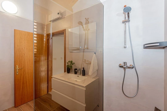 Vila Severní Dalmácie - Vodice DA 17284 N1