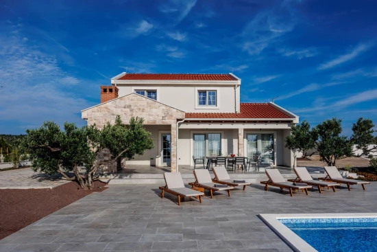 Vila UNKNOWN 7000 N1