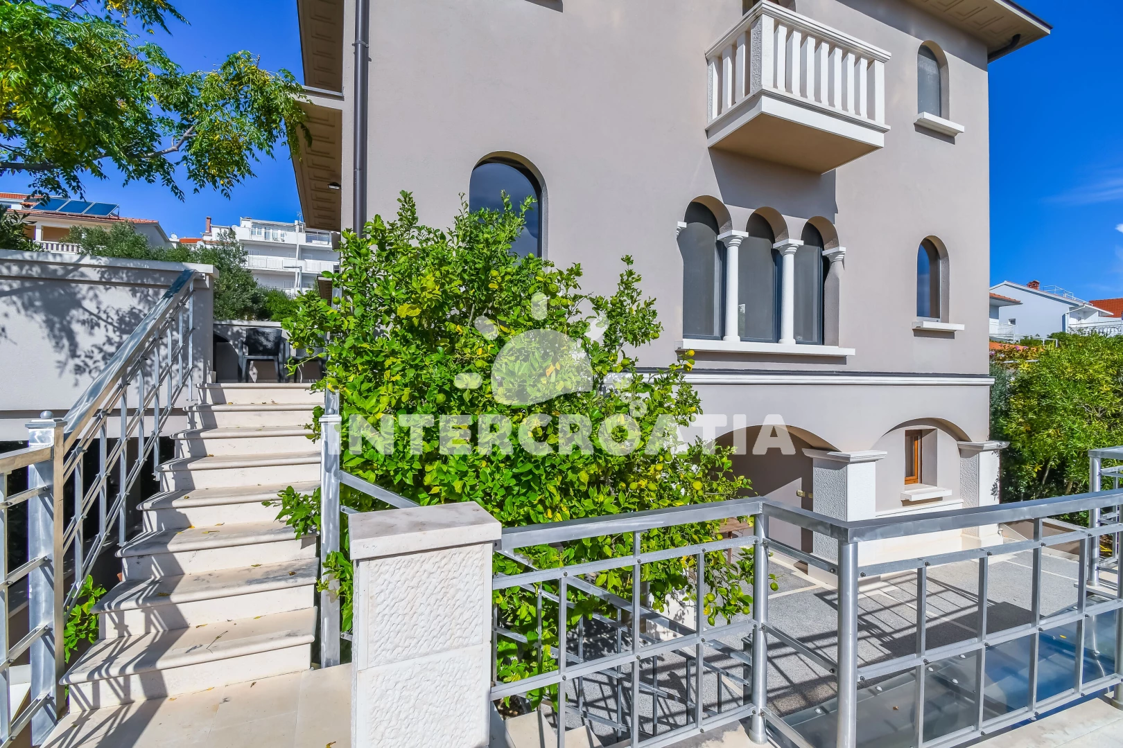 Apartmán Střední Dalmácie - Okrug Gornji DA 17289 N1