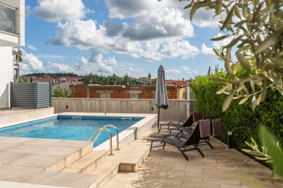 Vila Istrie - Rovinjsko Selo (Rovinj) IS 8072 N1