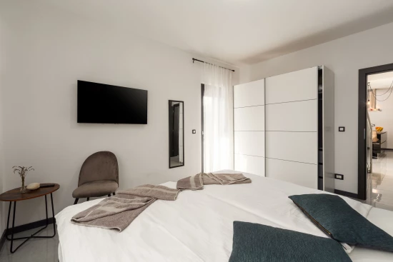 Vila Istrie - Rovinjsko Selo (Rovinj) IS 8072 N1