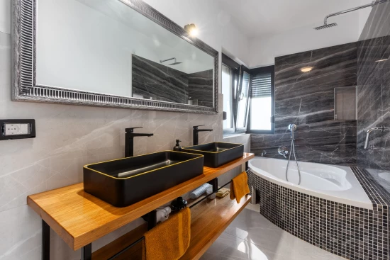 Vila Istrie - Rovinjsko Selo (Rovinj) IS 8072 N1