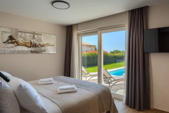 Vila Istrie - Nova Vas (Porec) IS 8073 N1