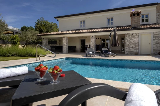 Vila Istrie - Nova Vas (Porec) IS 8074 N1