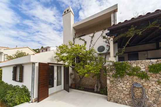 Vila Střední Dalmácie - Baška Voda DA 17293 N1