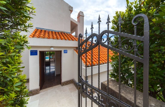 Vila Střední Dalmácie - Baška Voda DA 17293 N1