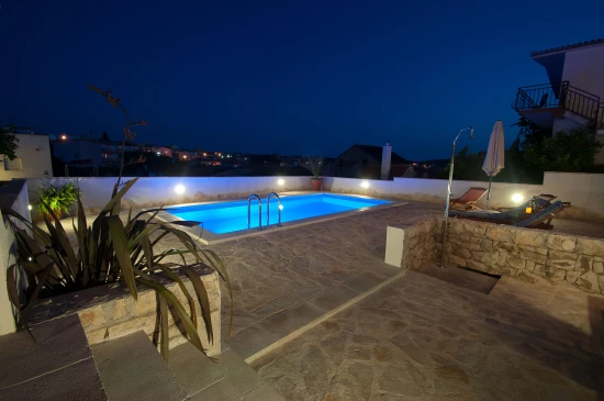 Domek Střední Dalmácie - Okrug Gornji DA 17296 N1