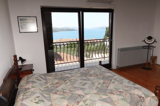 Domek Střední Dalmácie - Okrug Gornji DA 17296 N1