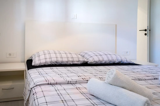 Apartmán Ostrov Rab - Palit OS 12230 N2