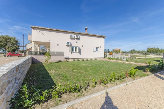 Vila Severní Dalmácie - Bogatic Prominski DA 17299 N1