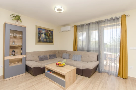 Vila Severní Dalmácie - Bogatic Prominski DA 17299 N1