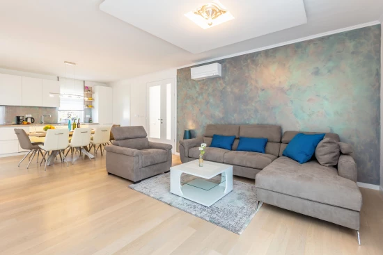 Vila Ostrov Krk - Malinska OS 12232 N1