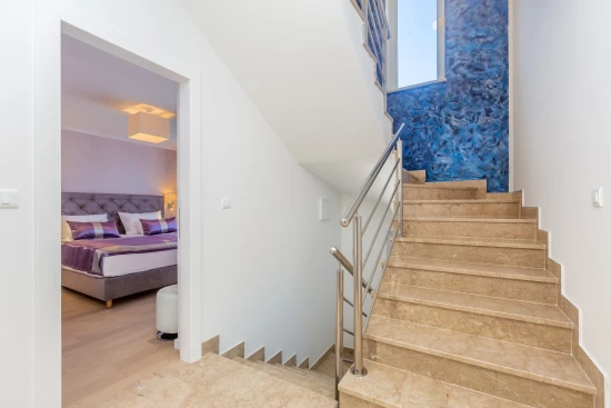 Vila Ostrov Krk - Malinska OS 12232 N1