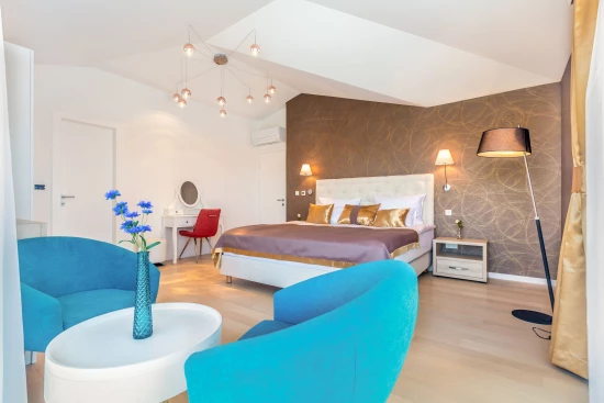 Vila Ostrov Krk - Malinska OS 12232 N1