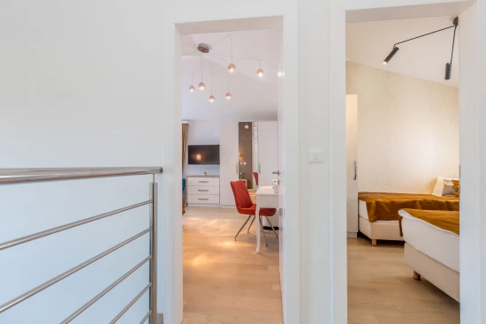 Vila Ostrov Krk - Malinska OS 12232 N1