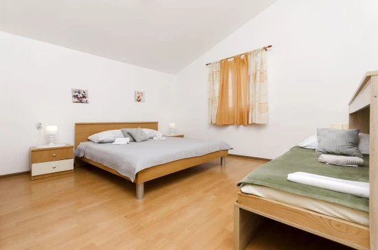 Apartmán Severní Dalmácie - Tribunj (Vodice) DA 17307 N2