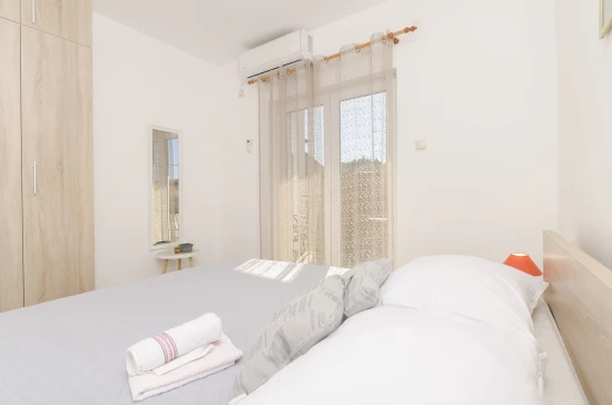 Apartmán Severní Dalmácie - Tribunj (Vodice) DA 17307 N3