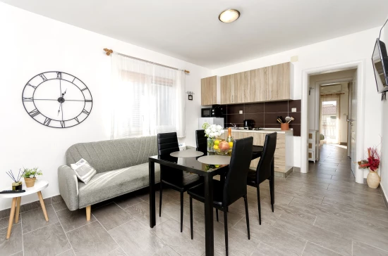 Apartmán Severní Dalmácie - Tribunj (Vodice) DA 17307 N4