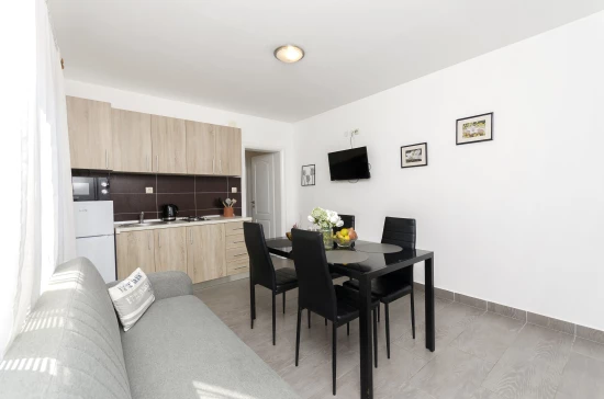 Apartmán Severní Dalmácie - Tribunj (Vodice) DA 17307 N4