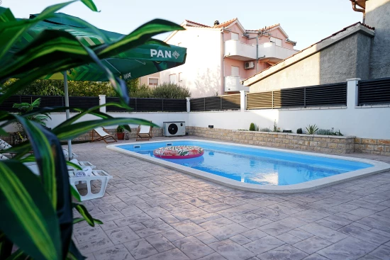 Domek Střední Dalmácie - Kaštela DA 17308 N1