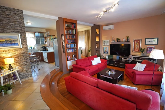 Domek Střední Dalmácie - Kaštela DA 17308 N1