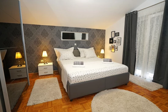 Domek Střední Dalmácie - Kaštela DA 17308 N1