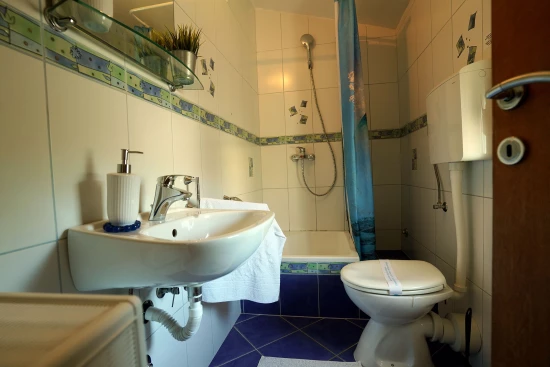 Domek Střední Dalmácie - Kaštela DA 17308 N1