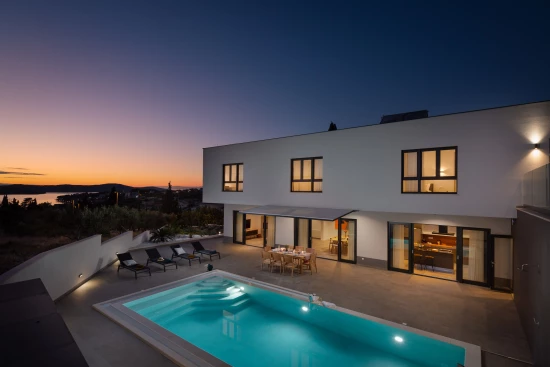 Vila Ostrov Brač OS 12233 N1