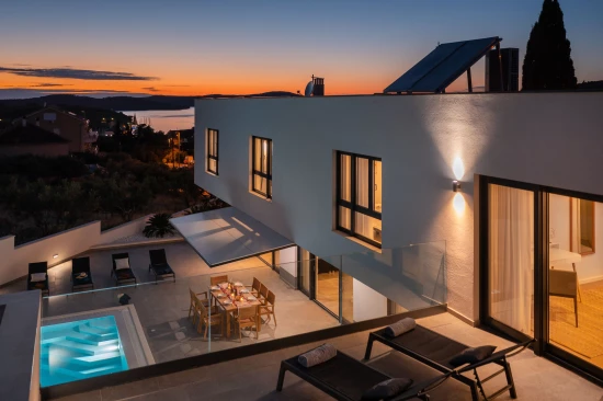 Vila Ostrov Brač OS 12233 N1