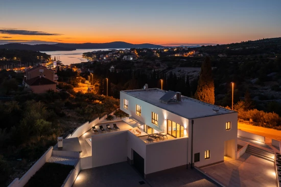 Vila Ostrov Brač OS 12233 N1