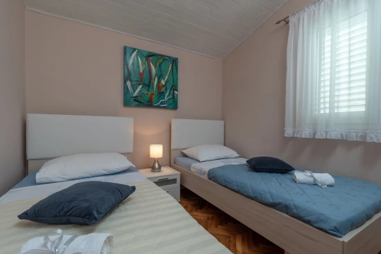 Apartmán Střední Dalmácie - Okrug Gornji DA 17309 N1