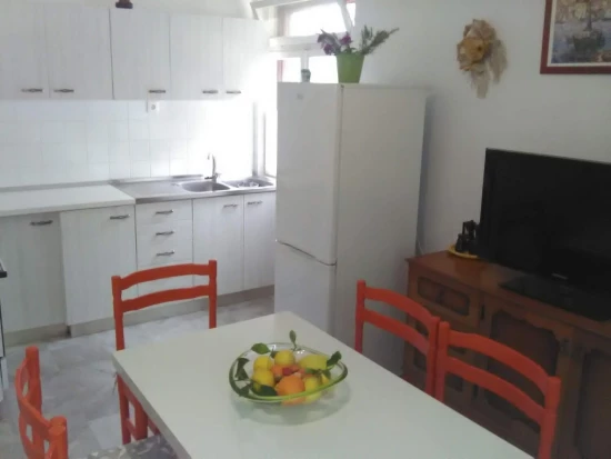 Domek Ostrov Šolta - Stomorska OS 12236 N1