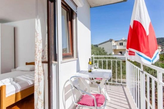 Apartmán Střední Dalmácie - Vinišće DA 17313 N1