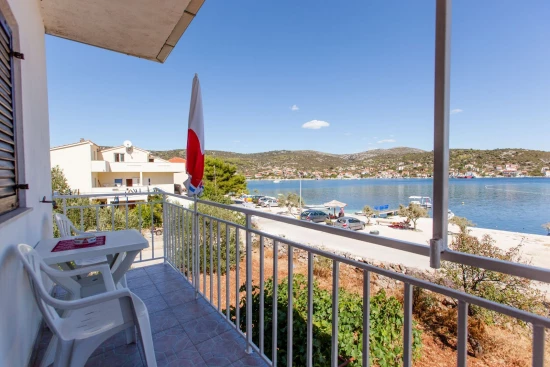 Apartmán Střední Dalmácie - Vinišće DA 17313 N1