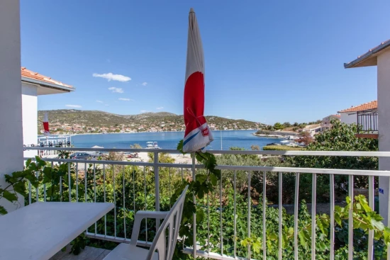 Apartmán Střední Dalmácie - Vinišće DA 17313 N2