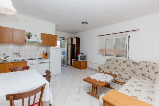 Apartmán Střední Dalmácie - Vinišće DA 17313 N2