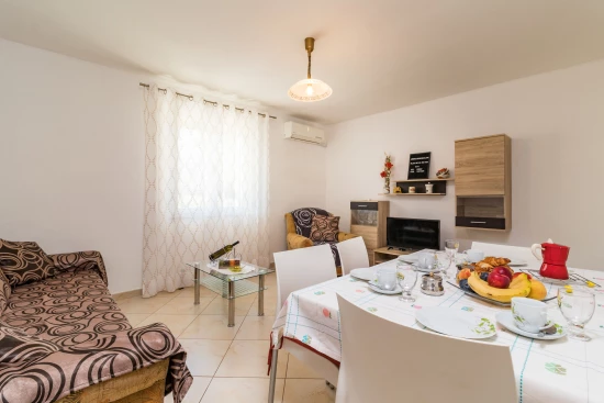 Domek Istrie - Višnjan IS 8076 N1