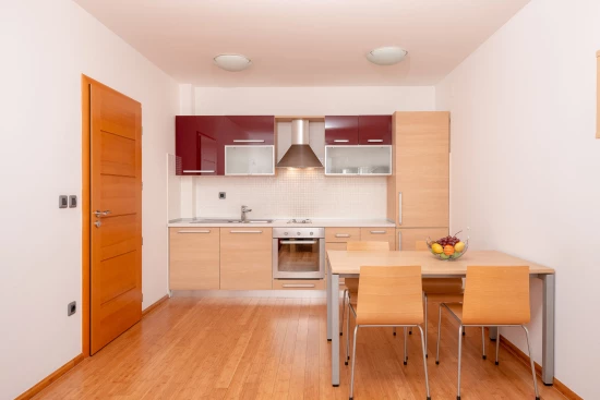 Apartmán Střední Dalmácie - Tučepi DA 17322 N1