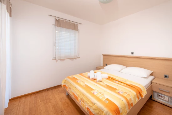 Apartmán Střední Dalmácie - Tučepi DA 17322 N5
