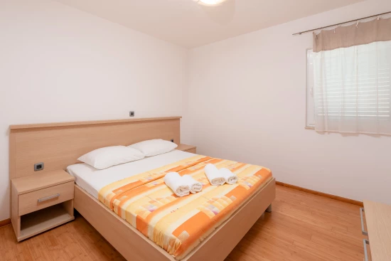 Apartmán Střední Dalmácie - Tučepi DA 17322 N6