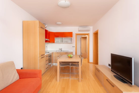 Apartmán Střední Dalmácie - Tučepi DA 17322 N12