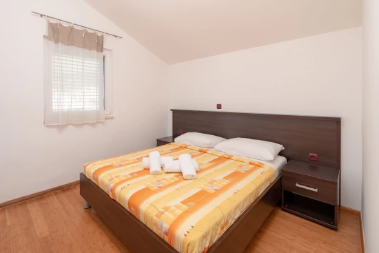 Apartmán Střední Dalmácie - Tučepi DA 17322 N16