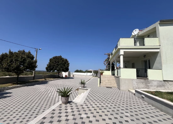 Vila Severní Dalmácie - Nadin DA 17323 N1