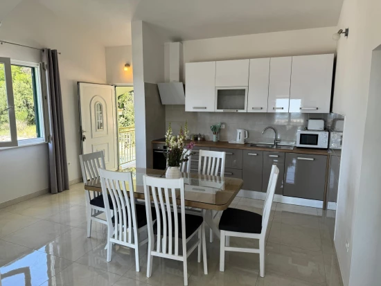 Apartmán Střední Dalmácie - Sevid DA 17327 N2